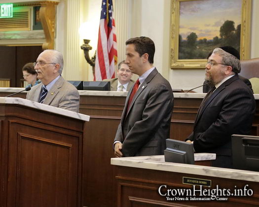 Oklahoma legislator Paul Wesselhoft introduces New York State Assemblyman Phillip Goldfeder and Rabbi Ovadia Goldman to the Oklahoma House of Representatives.