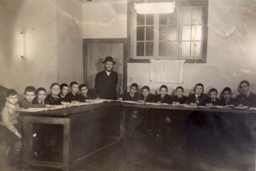 Zaidy Yitzchok Kolodny Class Photo Circa 1942 (1)