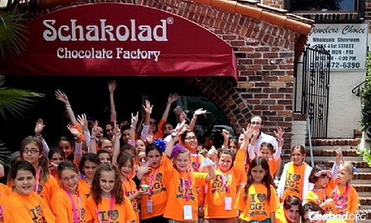 A group of girls visiting the Schakolad Chocolate Factory. South Florida is now brimming with kosher restaurants, cafes and markets where kosher food is readily available.