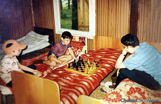 Chess in Moscow, 1990: Communication of the soul meant that staff and campers could interact in plenty of ways without necessarily speaking the same language. As the years went by, dedicated American staff picked up more and more Russian, many retaining the language to this day.