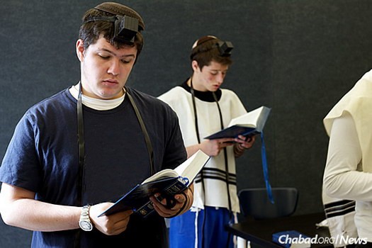 Curriculum combines strong Jewish studies and general studies programs.