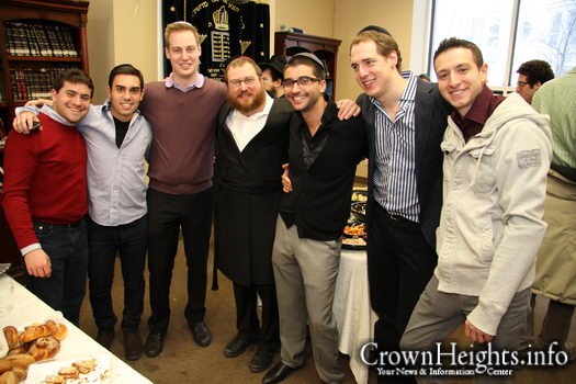 File photo: Rabbi Shmuly Weiss with McGill Univeristy students.
