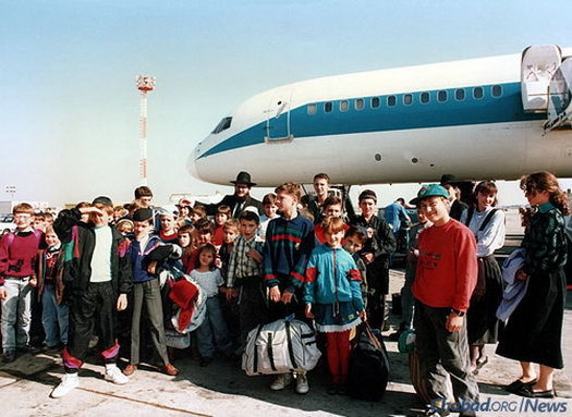 The Russian government was afraid of negative publicity it might receive as a result of children being rescued from its territory. So although the first flight had close to 200 children, later ones were purposefully smaller to avoid drawing the attention of local bureaucrats and politicians.