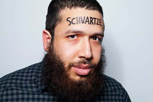 Op Ed I Hate This Word So I Let A Man Write It On My Face Crownheights Info Chabad News Crown Heights News Lubavitch News