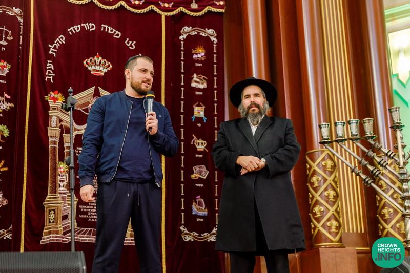 Special Tishrei Moments In A War Torn Kharkov  CrownHeights.info 