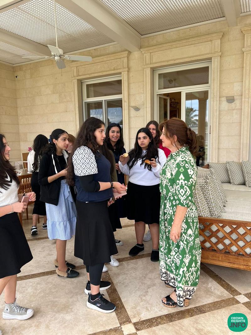 A Unique Visit of Ohr Chana High School Students by Mr. Levi Leviev