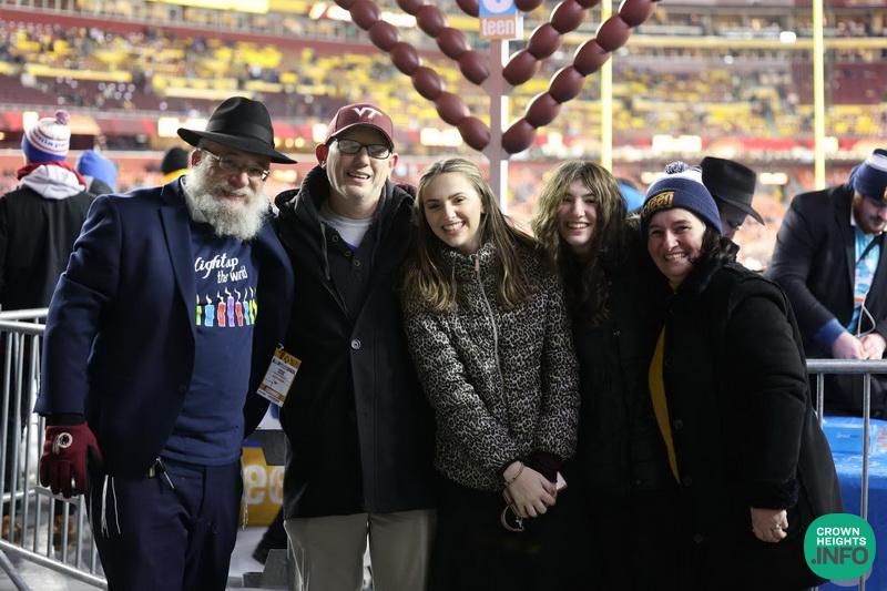 NFL 'Sunday Night Football' Features its First Menorah-Lighting - CTeen and  local Chabad centers team up to bring lighting to countless fans 