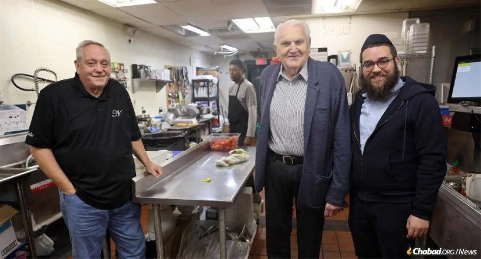 Missouri Restaurant to Go Kosher for a Day to Raise Funds in Support of