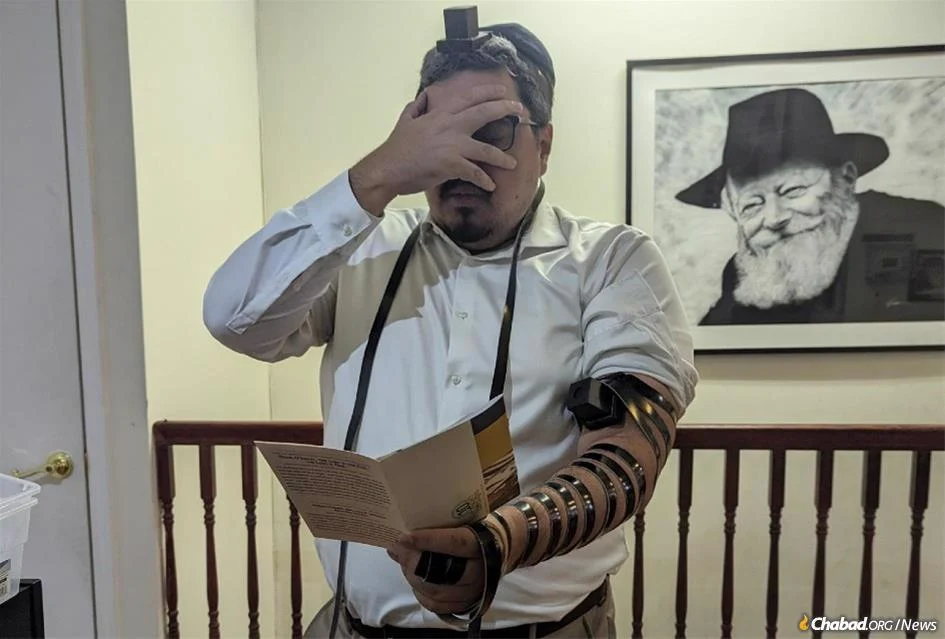 What are Tefillin and how does one wear them?