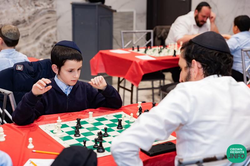 Lubavitcher Yeshiva Hosts Nittel Nacht Chess Tournaments