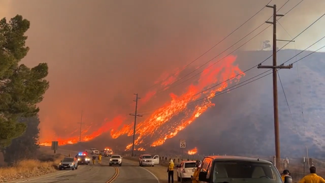 Tens of Thousands Evacuated As New Wildfire Erupts in Los Angeles Area ...
